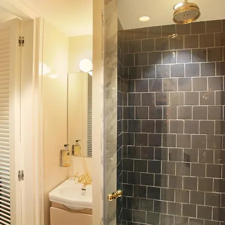 Pick A Flat's - A Bedroom In Le Marais アパート *