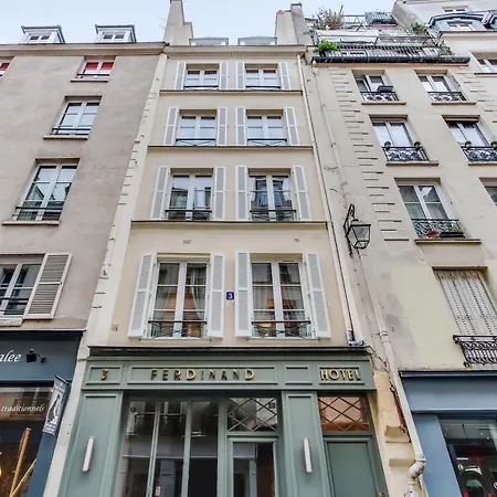 Pick A Flat's - A Bedroom In Le Marais